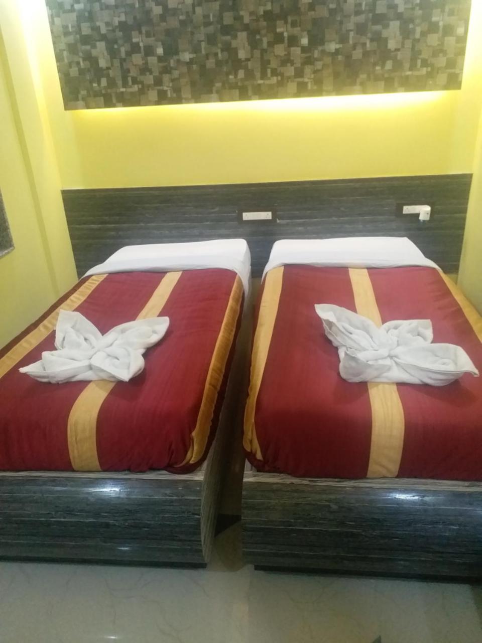 Recline Hotel And Restaurant Gauripur 外观 照片