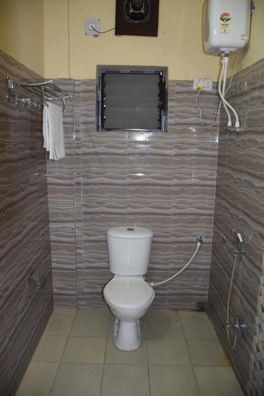 Recline Hotel And Restaurant Gauripur 外观 照片